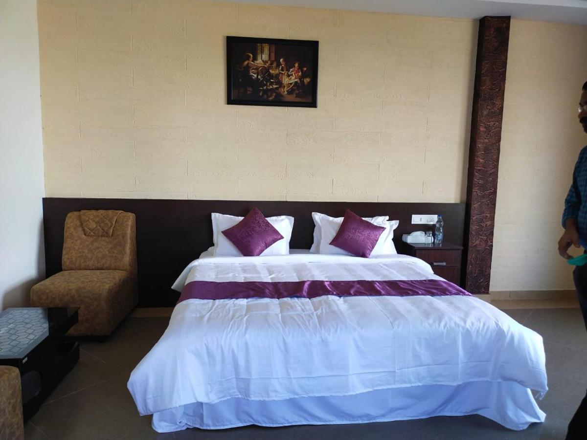 Mountain Mist Resort 瓦加蒙 外观 照片